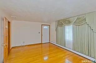 326 Elm St, Windsor Locks, CT 06096 - Photo 9
