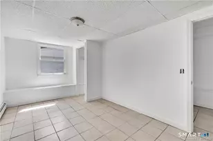 11 Hallmark Pl, Stamford, CT 06906 - Photo 19