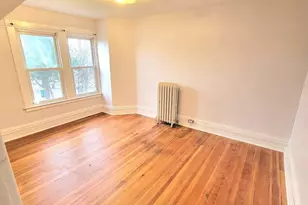 181 Bond St, Hartford, CT 06114 - Photo 7