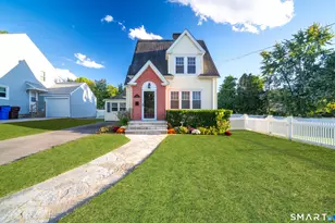 101 Robbins Dr, Wethersfield, CT 06109 - Photo 1