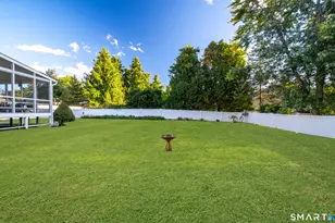 101 Robbins Dr, Wethersfield, CT 06109 - Photo 7
