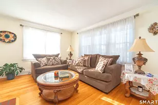101 Robbins Dr, Wethersfield, CT 06109 - Photo 11