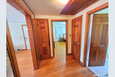 1016 Sperry Road, Cheshire, CT 06410 - Photo 5