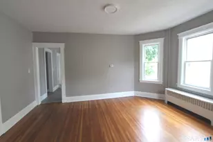 64 James St, Hartford, CT 06106 - Photo 3