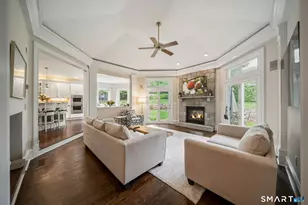 19 Christopher Ln, Norwalk, CT 06851 - Photo 7