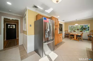 5 Twin Rocks Dr, New Fairfield, CT 06812 - Photo 7