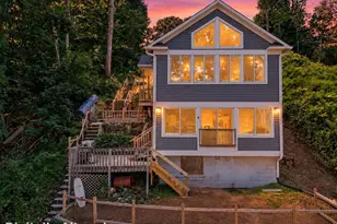 51 Bankside Trail, Newtown, CT 06482 - Photo 3