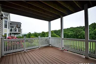 7 Lord Brook, Cromwell, CT 06416 - Photo 5