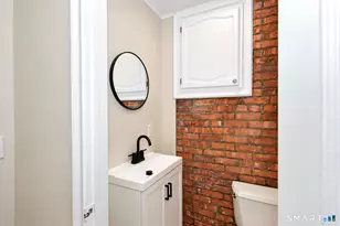 1125 Forest Rd, New Haven, CT 06515 - Photo 37