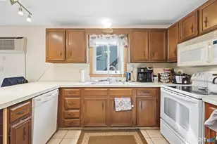 39 Mechanic St, Bristol, CT 06010 - Photo 19