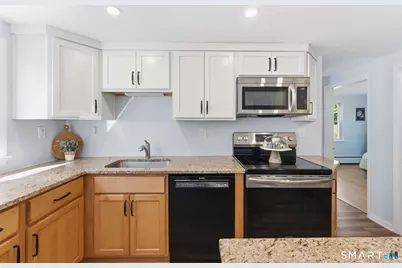 181 Brown Street, Middletown, CT 06457 - Photo 9
