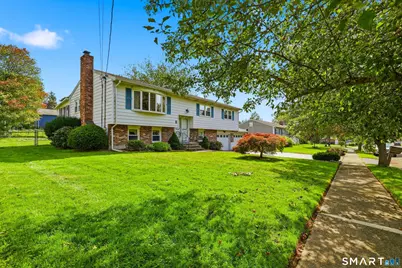 27 Homesteader Lane, West Haven, CT 06516 - Photo 33