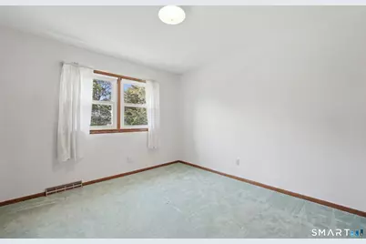 27 Homesteader Lane, West Haven, CT 06516 - Photo 15