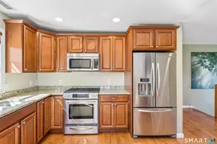 38 Jeanette Rd, Danbury, CT 06811 - Photo 9