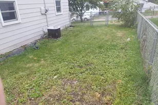 53 Elk Ave, Waterbury, CT 06708 - Photo 3
