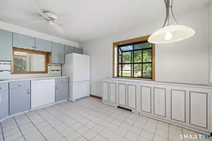 137 Foxboro Dr, Newington, CT 06111 - Photo 13