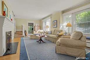 27 Washington Ave, Danbury, CT 06810 - Photo 3