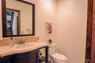 104 Blackbirch Ct, Shelton, CT 06484 - Photo 5