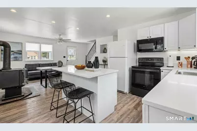 40 Hakim St Extension, Danbury, CT 06810 - Photo 9