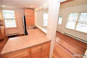 27 Boston St, Guilford, CT 06437 - Photo 5