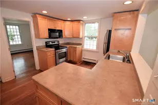 27 Boston St, Guilford, CT 06437 - Photo 3
