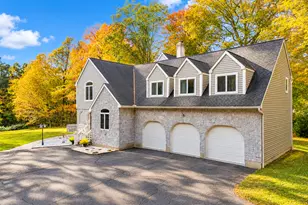 367 Cedarwood Dr, Orange, CT 06477 - Photo 11