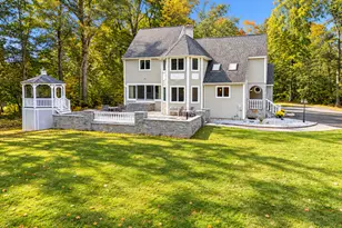 367 Cedarwood Dr, Orange, CT 06477 - Photo 3