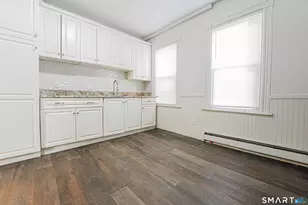 190 North St, New Britain, CT 06051 - Photo 5