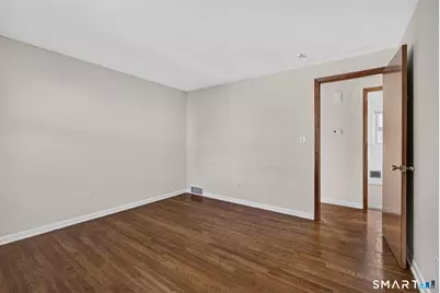 27 Manila Avenue, Woodbridge, CT 06525 - Photo 15