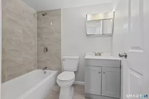 45 Monroe St, Bridgeport, CT 06605 - Photo 17