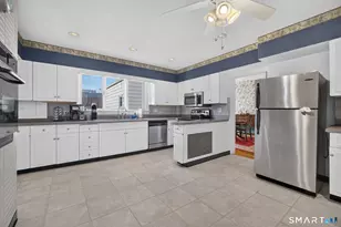 32 East Main St, Stonington, CT 06378 - Photo 9