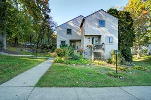 2 Meeting House Rd, Stratford, CT 06614 - Photo 1