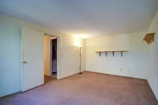 2 Meeting House Rd, Stratford, CT 06614 - Photo 17