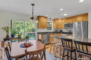 20 E Creek Cir, Guilford, CT 06437 - Photo 9