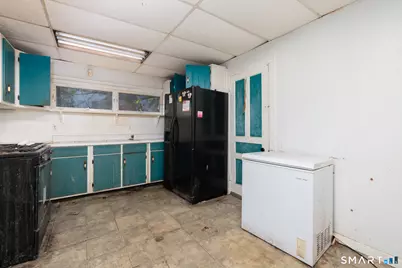 44 Fourth Street, Meriden, CT 06451 - Photo 11