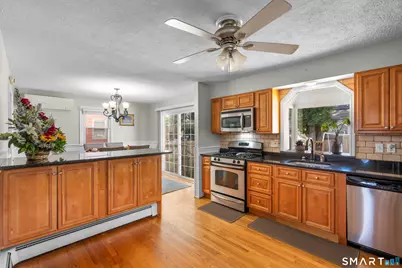 142 Cambridge Street, Stratford, CT 06614 - Photo 15