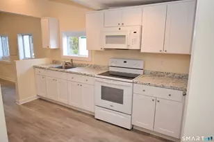 37 Dudley Ln, Madison, CT 06443 - Photo 5