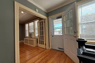 54-56 Sharon St, Hartford, CT 06112 - Photo 9