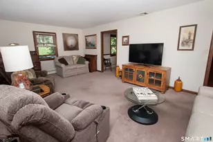 39 Hunters Ridge Rd, Shelton, CT 06484 - Photo 17