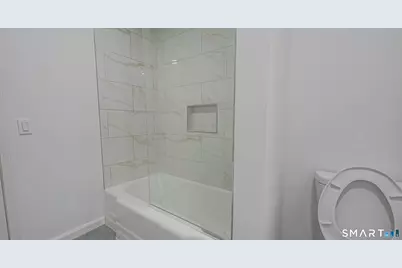 24 Sunfield Circle, Waterbury, CT 06708 - Photo 11