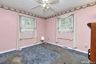 30 Chalon Rd, Trumbull, CT 06611 - Photo 23