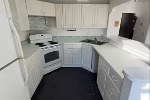13 Jefferson Ave, New London, CT 06320 - Photo 5