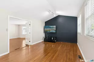 375 Hope St, Stamford, CT 06906 - Photo 9