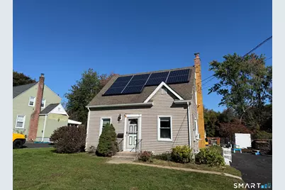 17 Pearl Street, Windsor Locks, CT 06096 - Photo 1