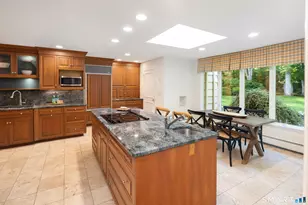 132 Blueberry Dr, Stamford, CT 06902 - Photo 13