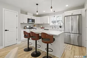 409 Prospect Ave, West Hartford, CT 06105 - Photo 7