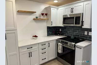 166 Old Brookfield Road #20B2, Danbury, CT 06811 - Photo 21