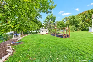 15 Ridgeway St, Stamford, CT 06907 - Photo 29