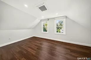 15 Ridgeway St, Stamford, CT 06907 - Photo 19