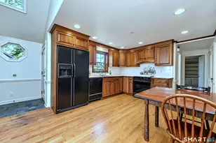 295 Reid St, Fairfield, CT 06824 - Photo 15